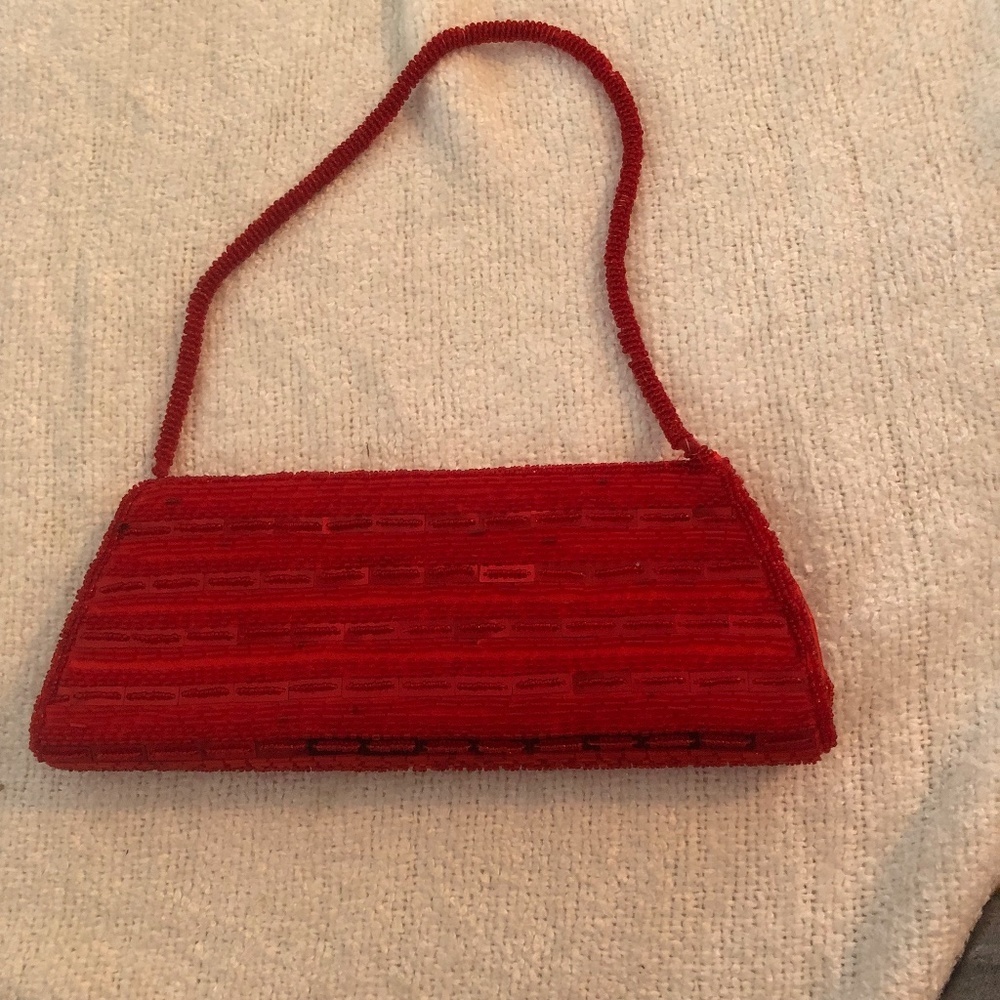 Bijoux Terner beaded little clutch nurse for grad, weddings, or special date